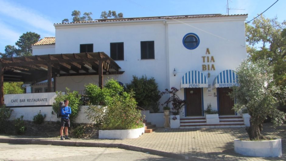 Dentista em Barranco do Velho (Salir)