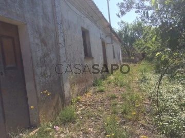 Dentista em Corcitos (Querença)