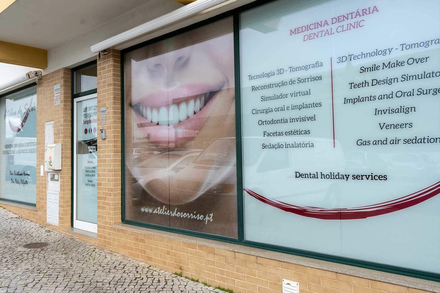 Dentista em Escanxinas (Almancil)